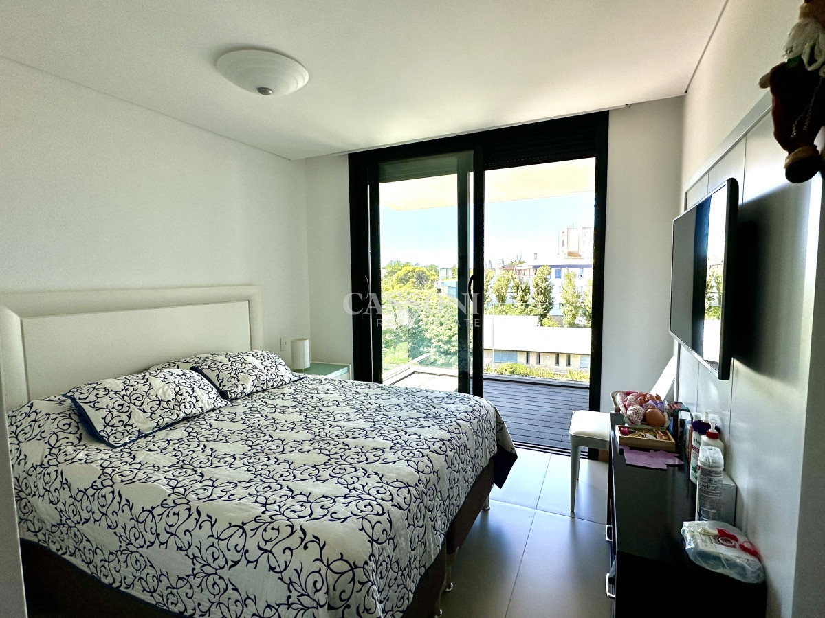 Apartamento ID.1893 - Primera Linea al Mar, 3 Dormitorios, Playa Mansa 