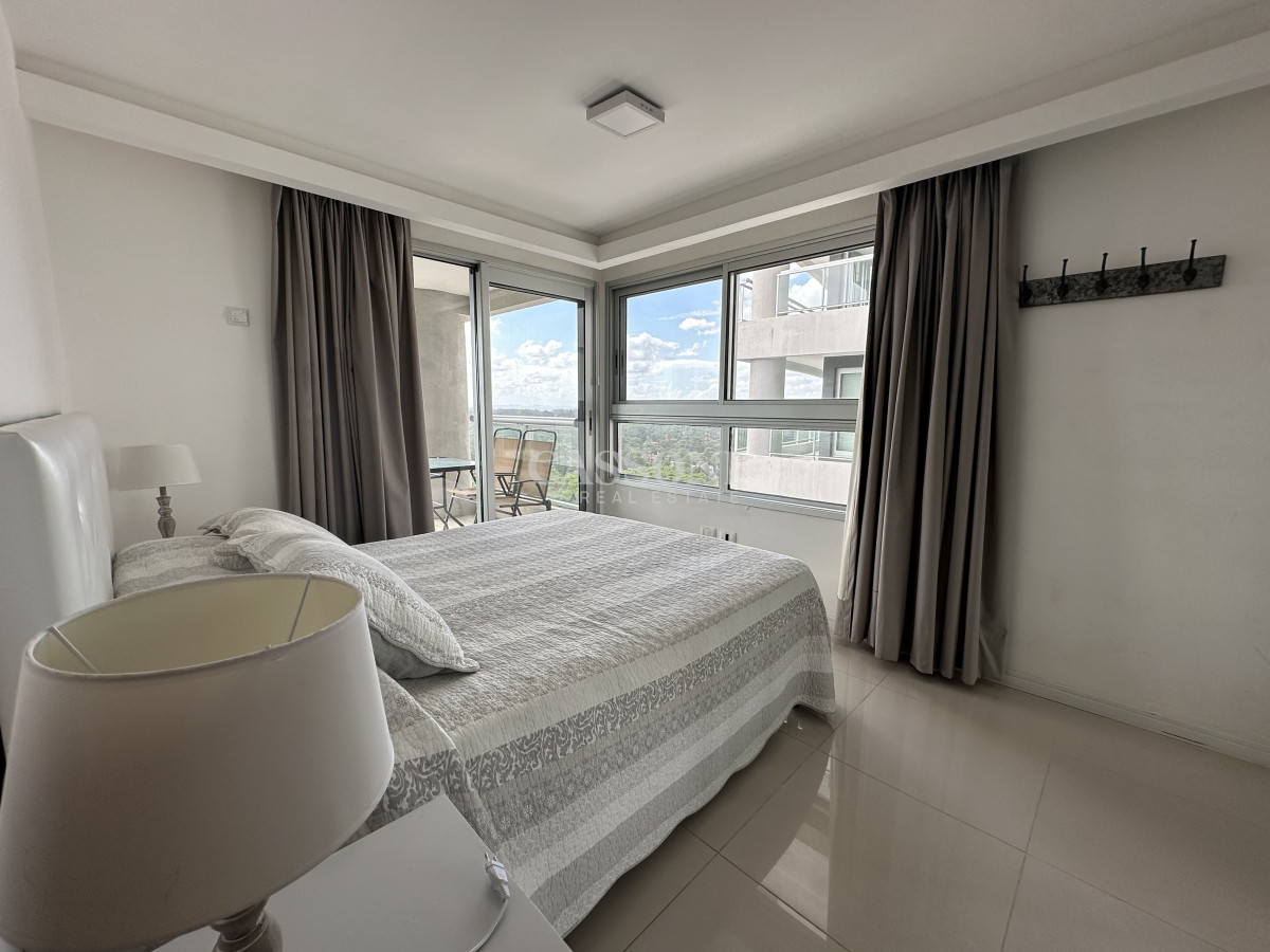 Apartamento ID.219 - Venta  Apartamento 1 Dormitorio en Torre Look Brava, Piso Alto 