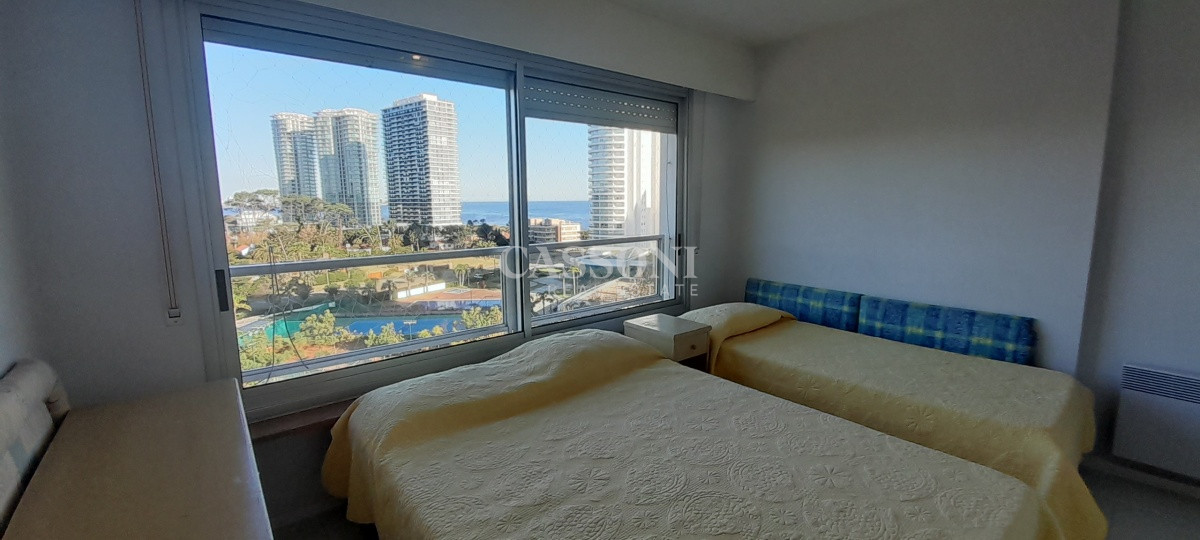 Apartamento ID.403 - Espacioso de 3 Dormitorios 