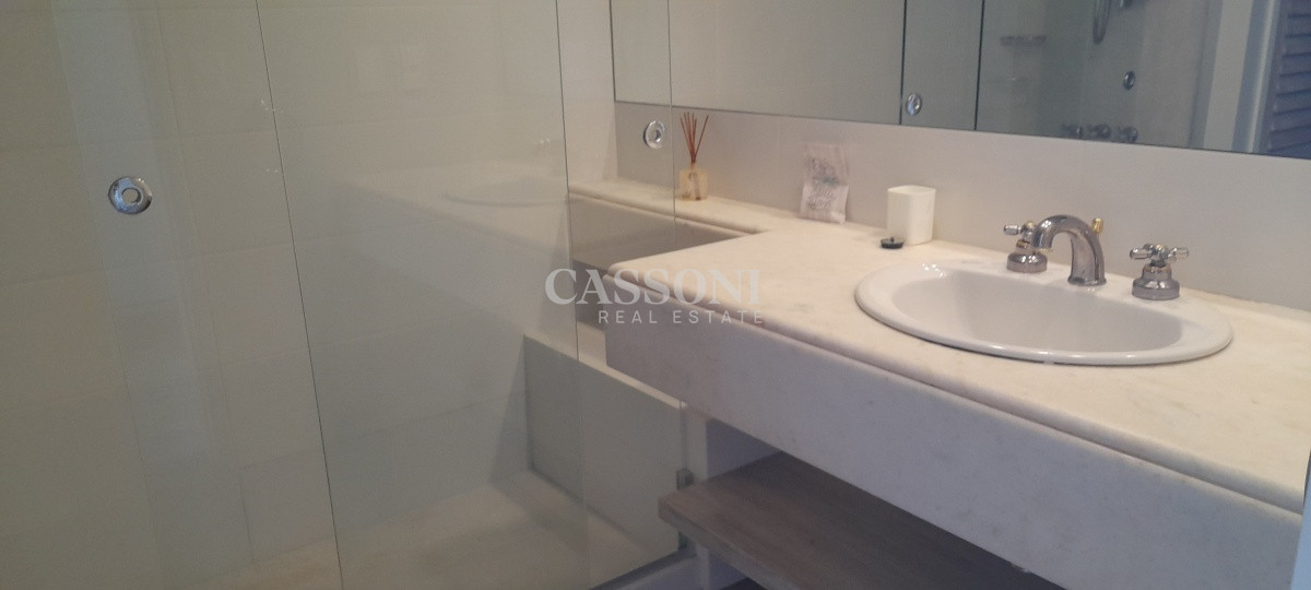 Apartamento ID.14 - Venta 4 Suites, Frente al Puerto con jardin