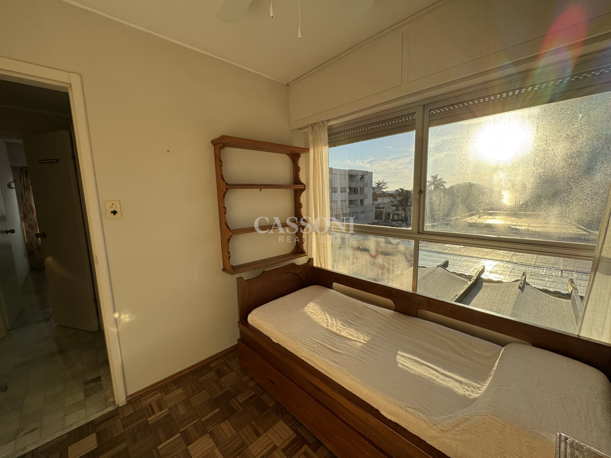 Apartamento ID.4840 - Alquiler anual APTO. 2 dormitorios y 2 baños