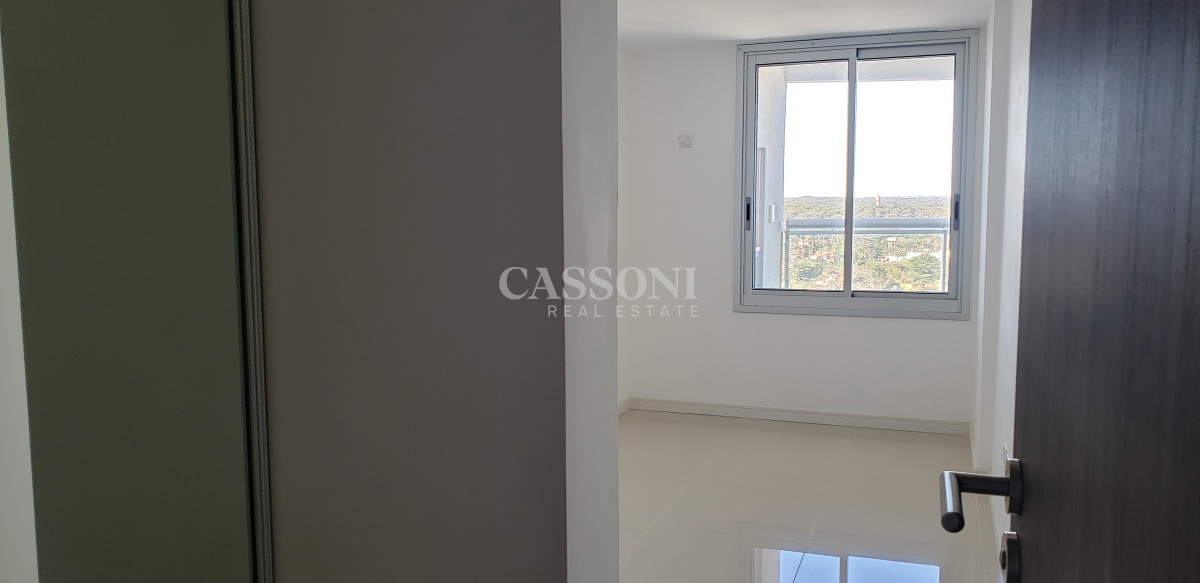 Apartamento ID.25 - Venta, Piso Alto, 3 Dormitorios, Look Brava
