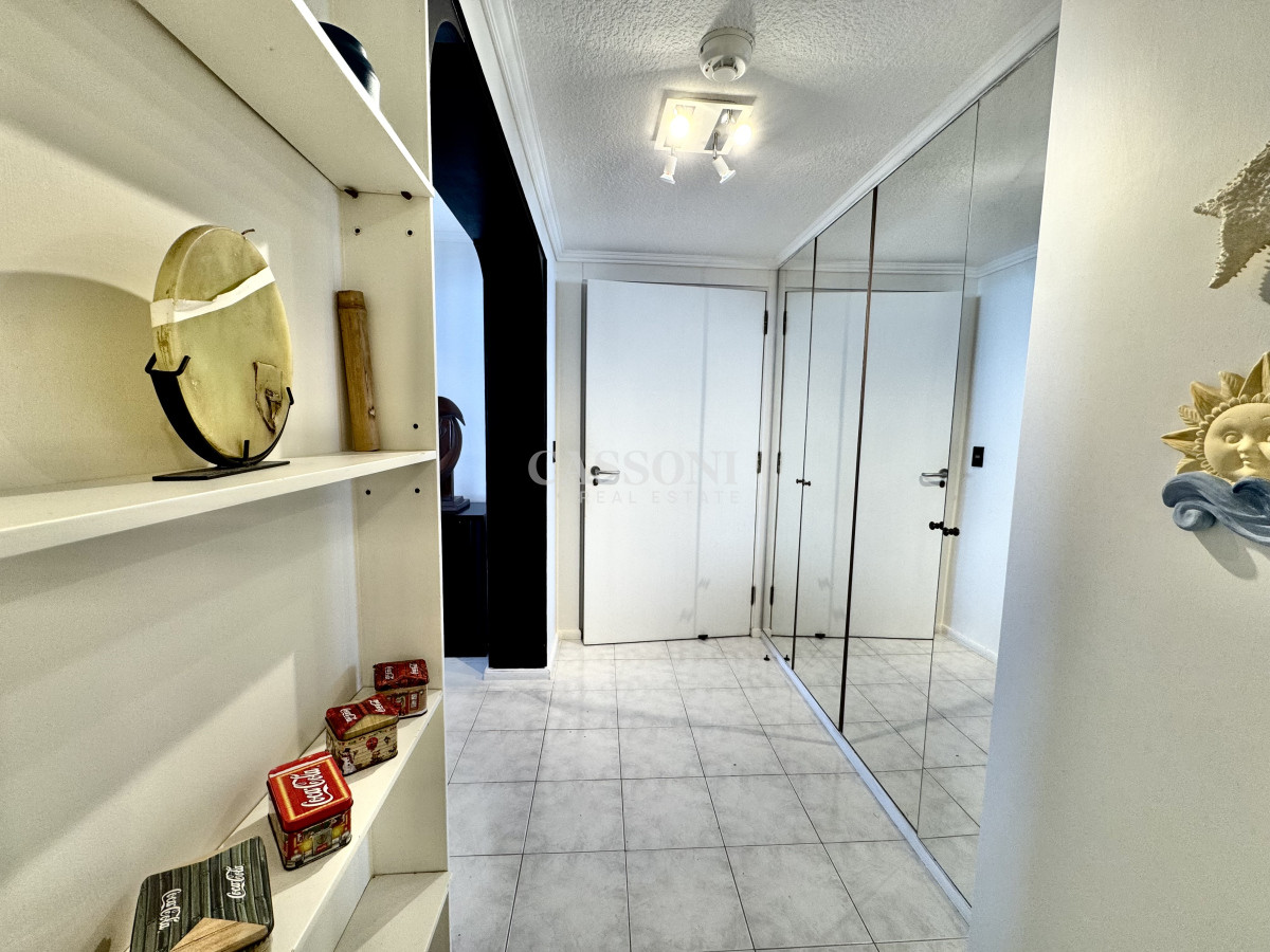 Apartamento ID.1896 - Venta Apartamento Unificado, 2 Dormitorios y medio, Dependecia, Lincoln Center  