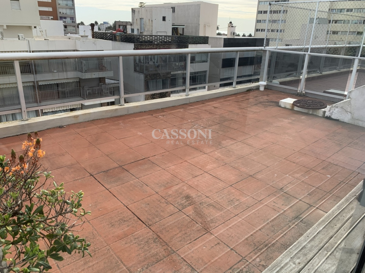 Apartamento ID.24 - Venta de apartamento puerto de 3 dormitorios y barbacoa propia