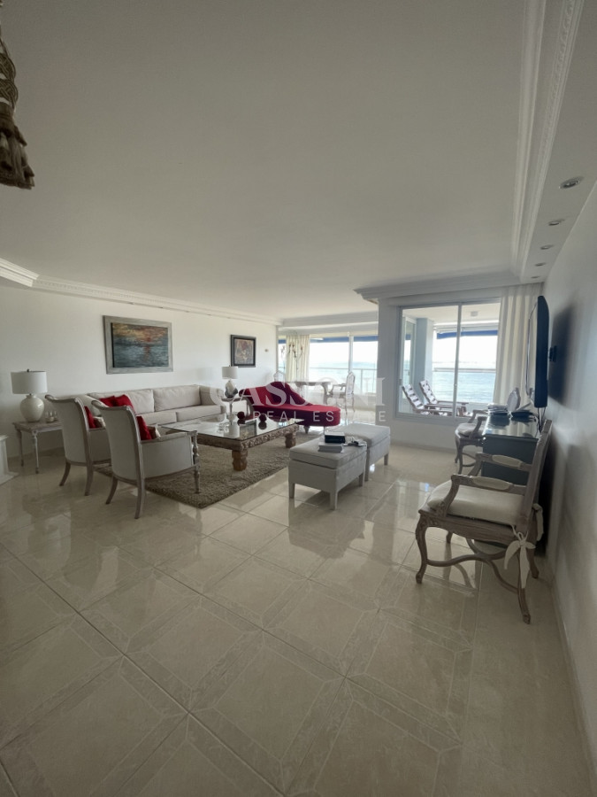 Apartamento ID.82 - Venta de apto 3 dormitorios en mansa
