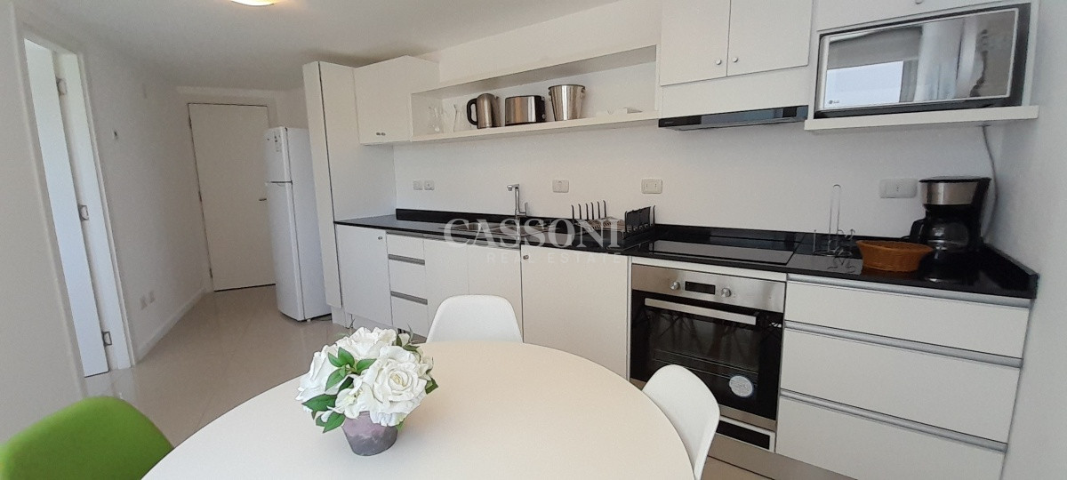 Apartamento ID.896 - Alquiler Frente al Mar 