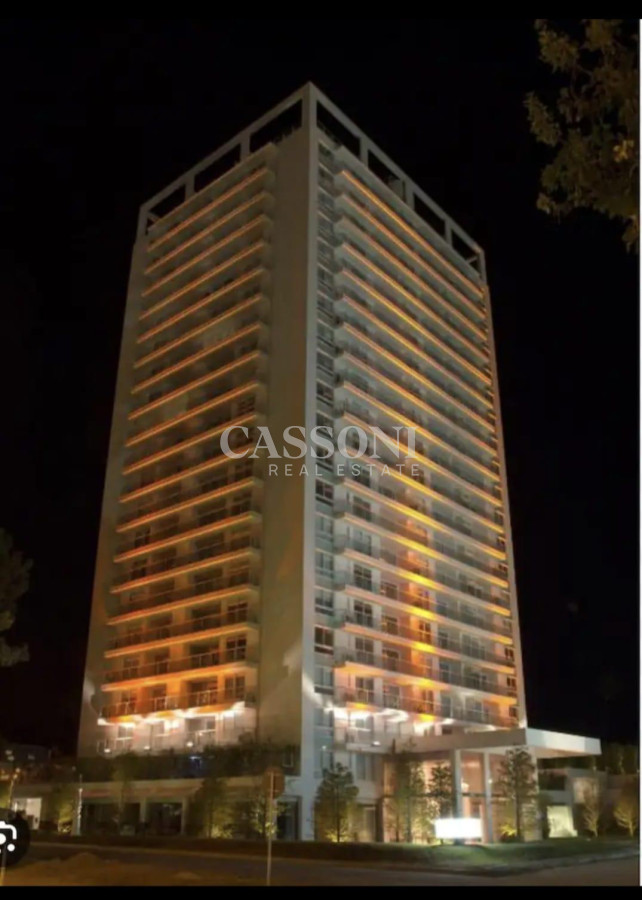 Apartamento ID.2329 - OPORTUNIDAD EN EDIFICIO YOO, PUNTA DEL ESTE 