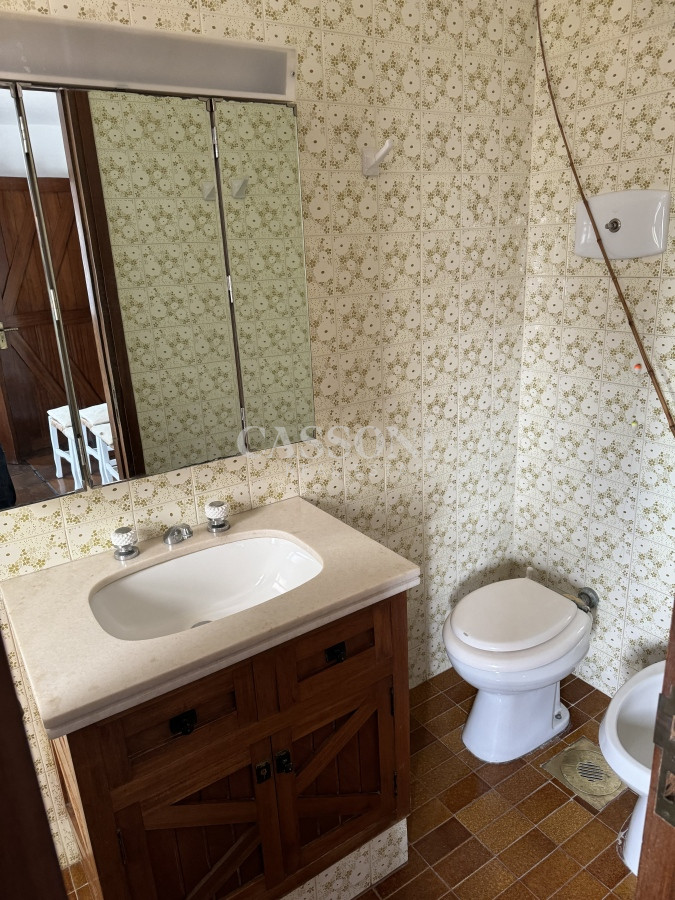Apartamento ID.2178 - Frente a Puerto, Amplio Piso, Estilo Casa Clásica Esteña 