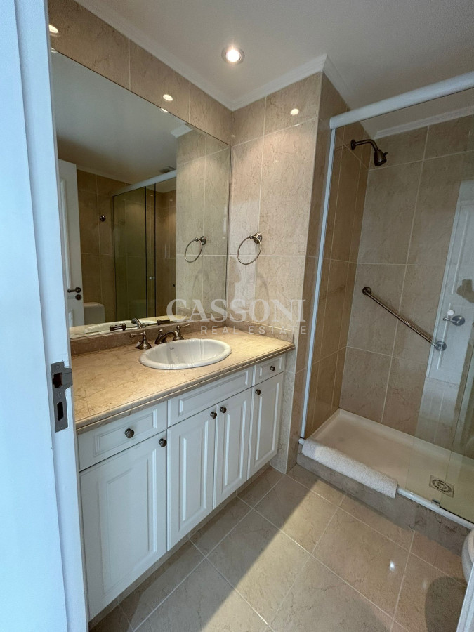 Apartamento ID.1429 - Esquinero 3 Suites y Dependencia, Luxury Tower