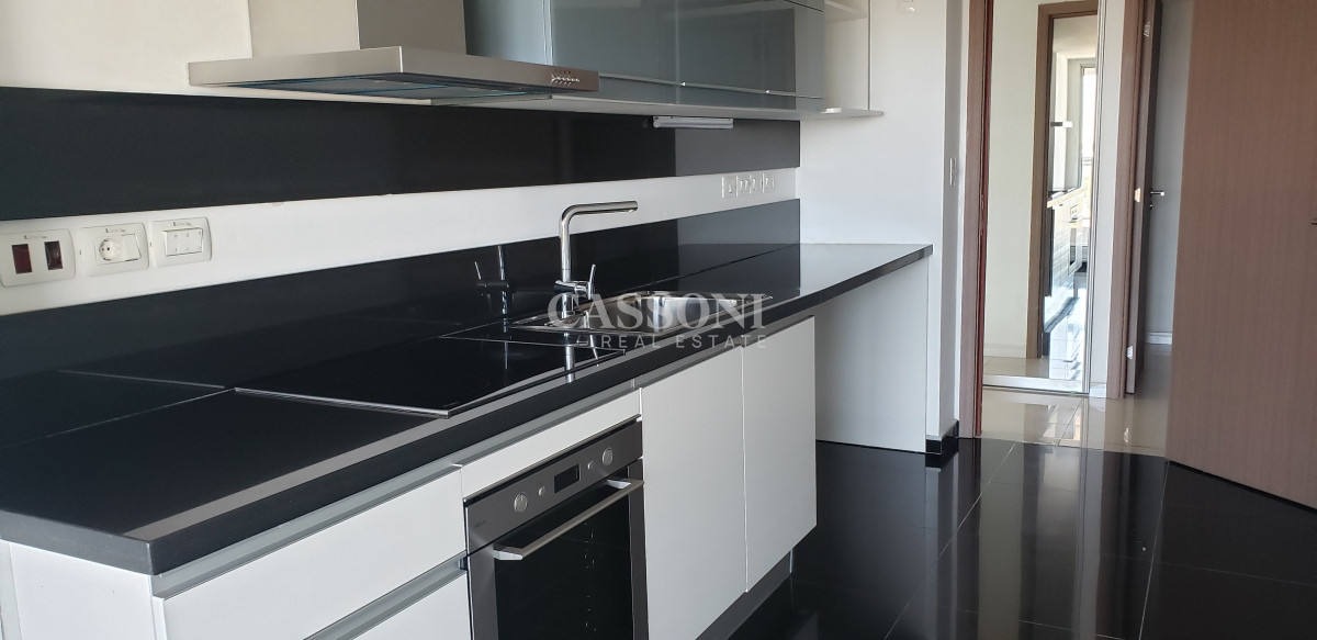 Apartamento ID.25 - Venta, Piso Alto, 3 Dormitorios, Look Brava