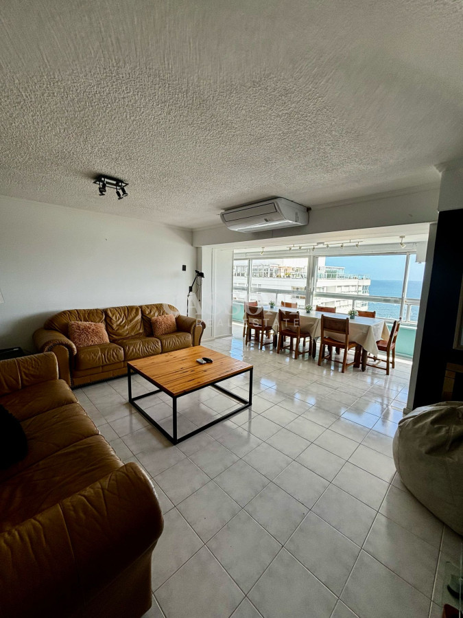 Apartamento ID.1896 - Venta Apartamento Unificado, 2 Dormitorios y medio, Dependecia, Lincoln Center  