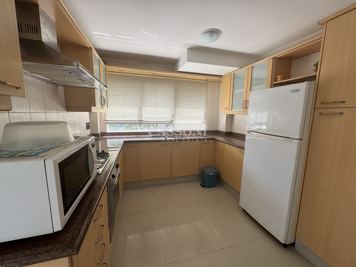 Apartamento ID.85 - Venta apto Puerto 4 dormitorios y servicio