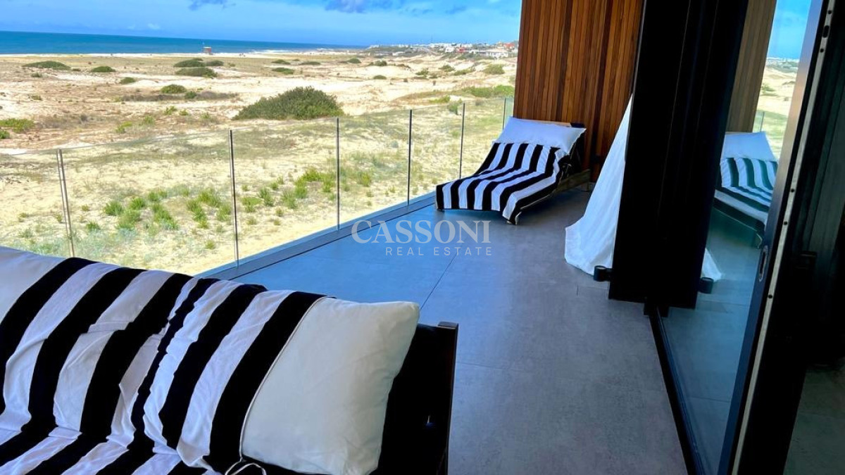 Apartamento ID.4893 - The Colette | Lujo frente al mar en su máxima expresión 