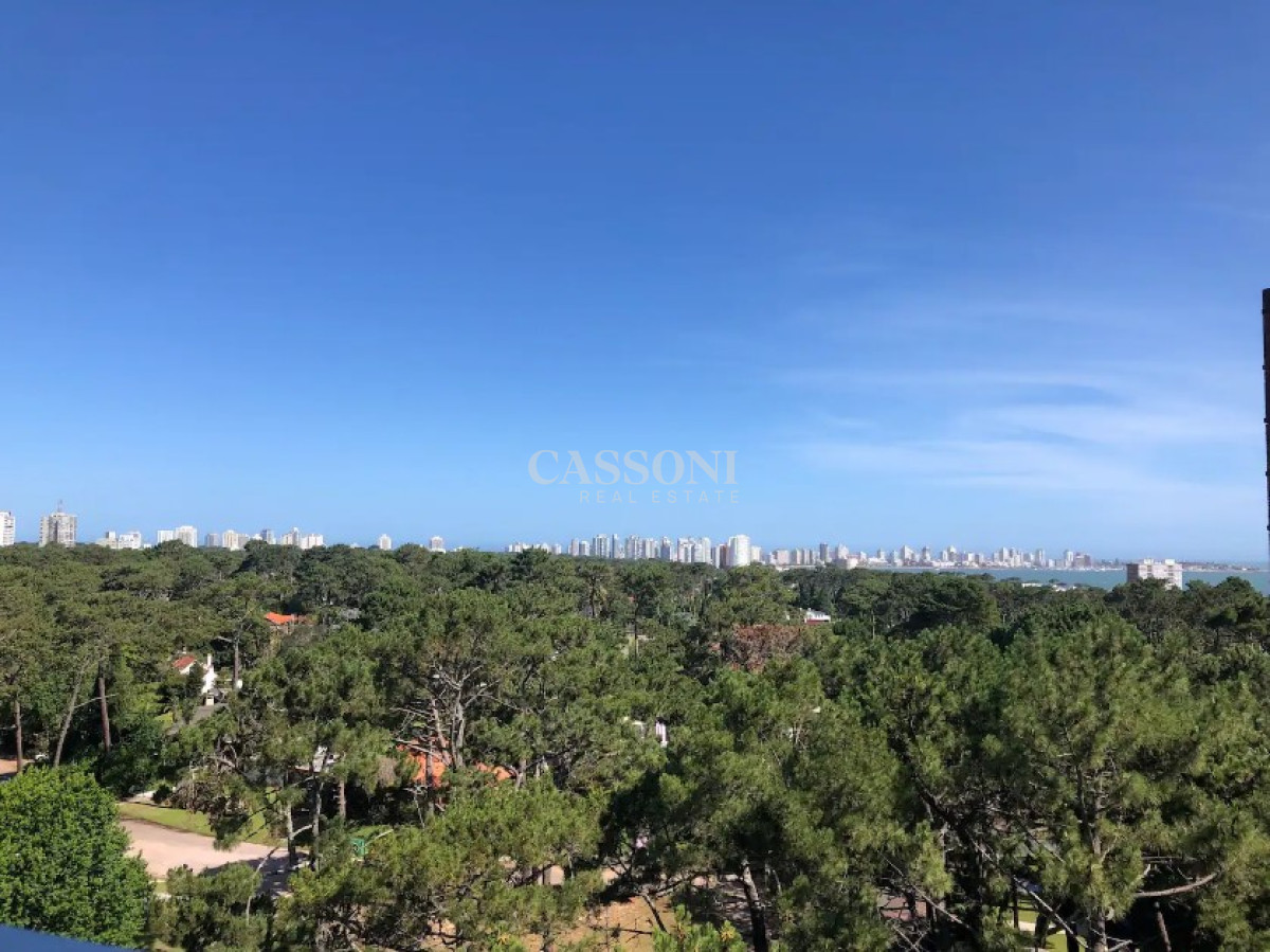 Apartamento ID.1701 - Venta Apartamento 4 Dormitorios, Arcobaleno, Playa Mansa