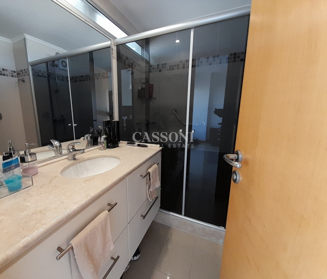 Apartamento ID.1339 - Piso alto, Esquinero, 3 Dormitorios, Playa Brava 