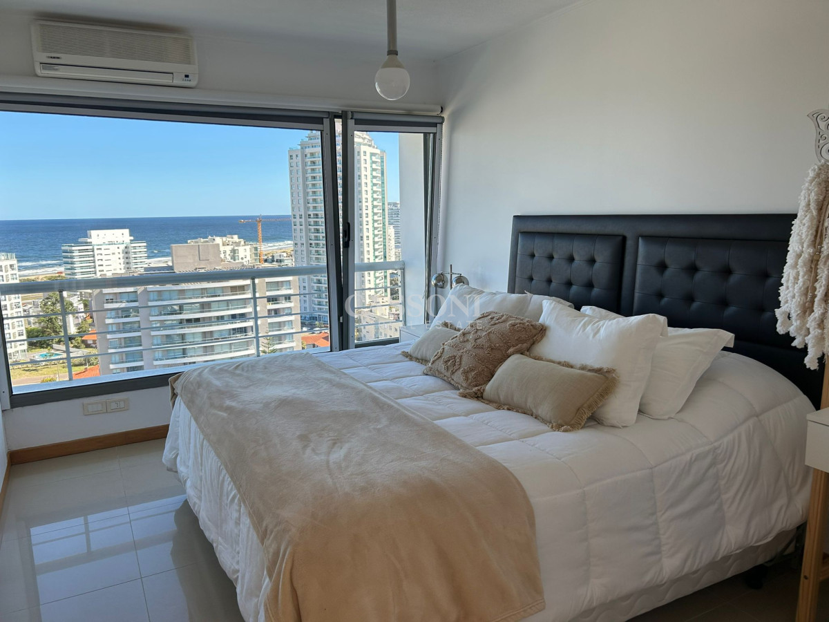 Apartamento ID.1339 - Piso alto, Esquinero, 3 Dormitorios, Playa Brava 