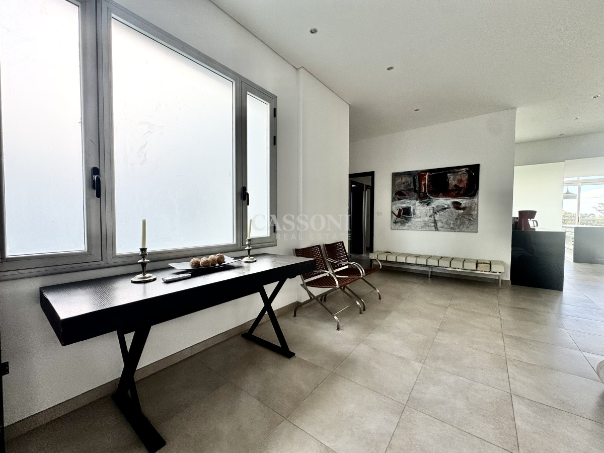 Apartamento ID.5123 - Dúplex de 4 dormitorios + servicio en Delamar, La Barra