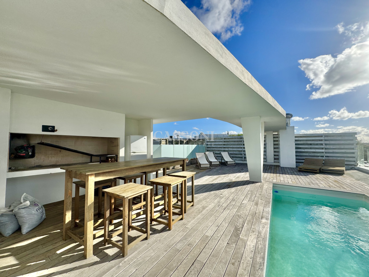 Apartamento ID.5123 - Dúplex de 4 dormitorios + servicio en Delamar, La Barra