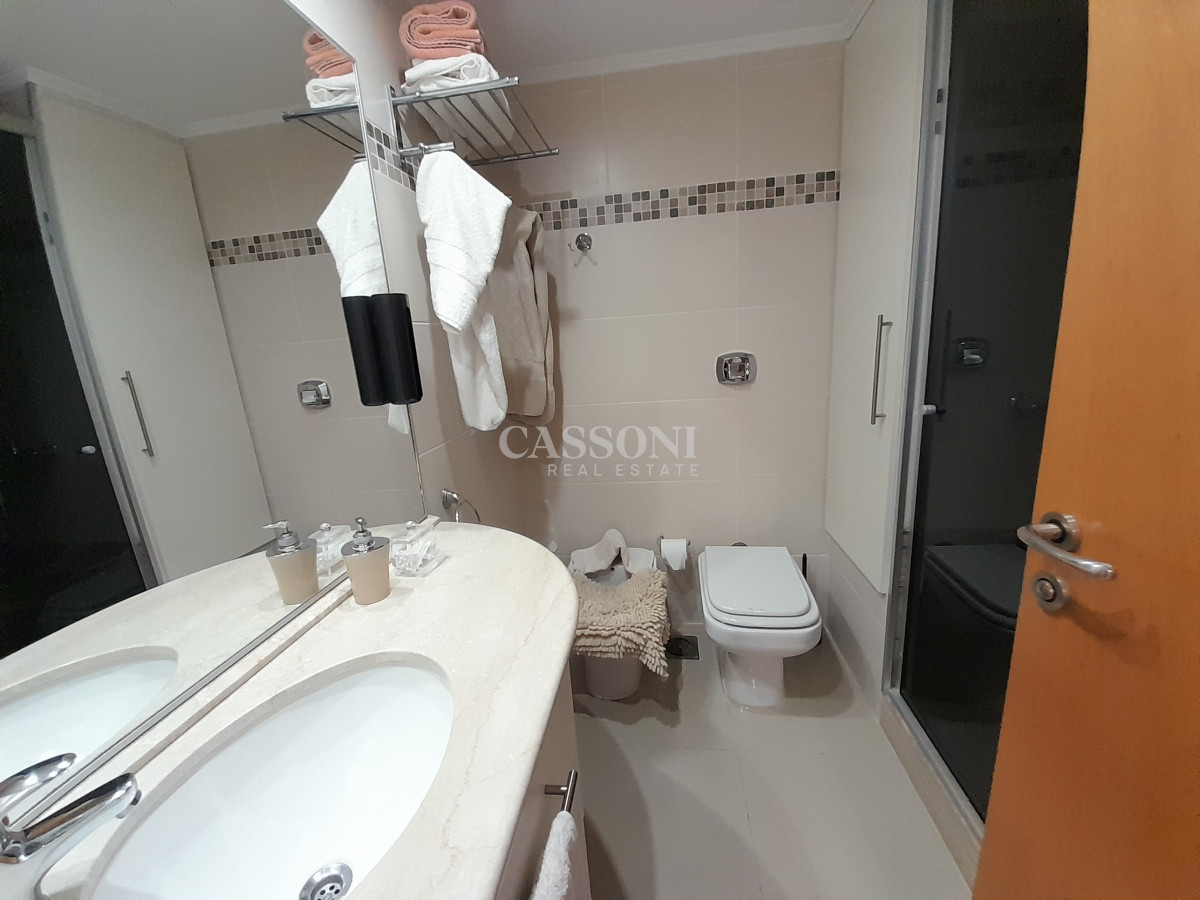 Apartamento ID.1339 - Piso alto, Esquinero, 3 Dormitorios, Playa Brava 