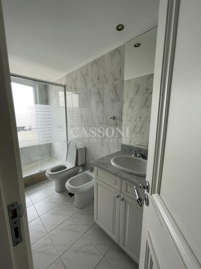 Apartamento ID.731 - Esquinero Superior en 1° fila Mansa