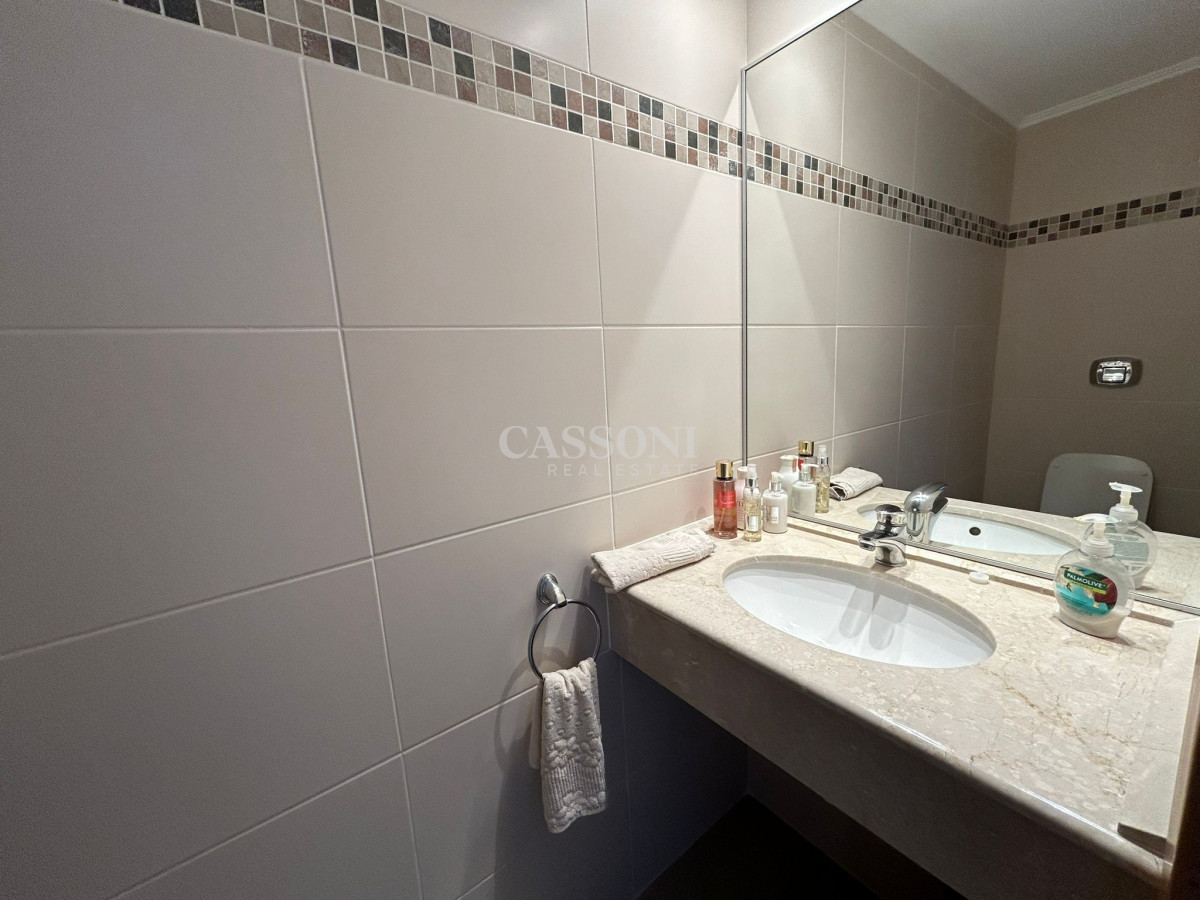 Apartamento ID.1339 - Piso alto, Esquinero, 3 Dormitorios, Playa Brava 