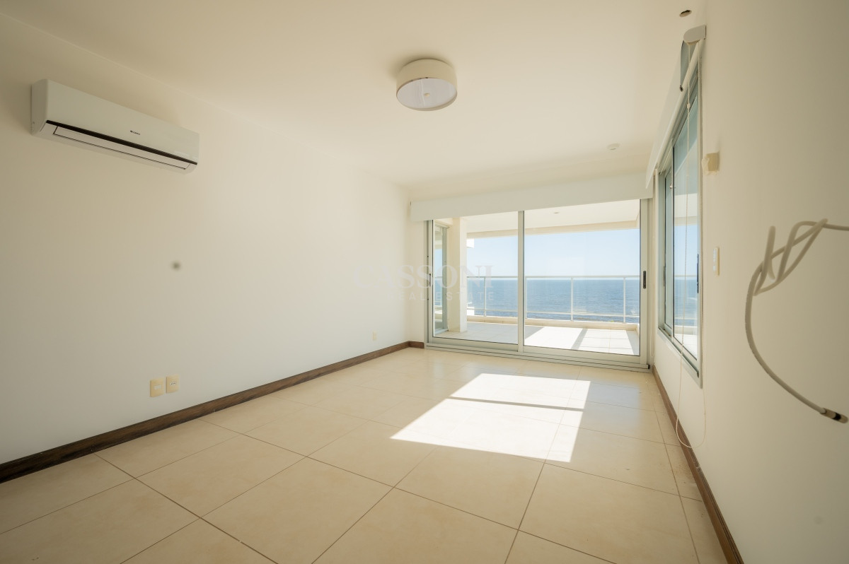 Apartamento ID.1008 - Venta Apartamento Penthouse, Frente al mar 