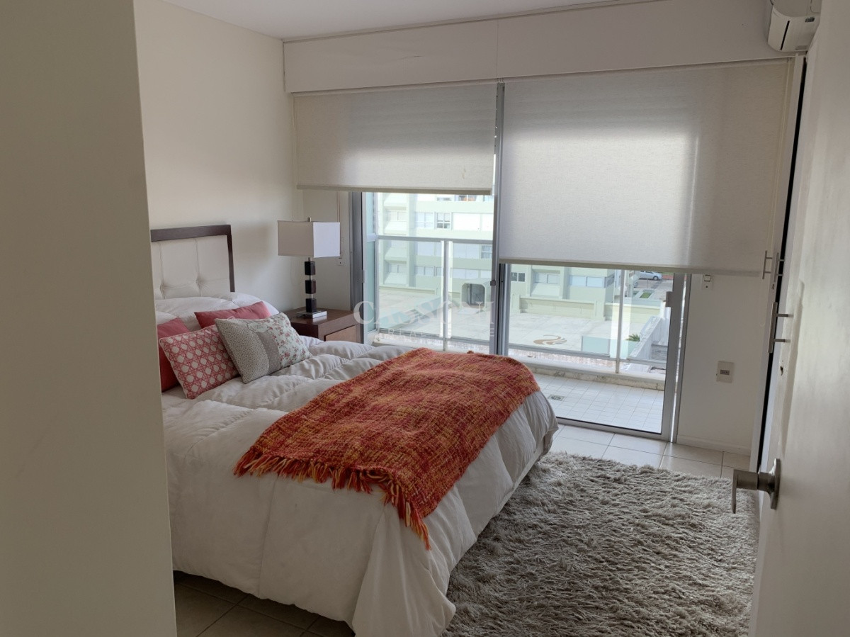 Apartamento ID.24 - Venta de apartamento puerto de 3 dormitorios y barbacoa propia