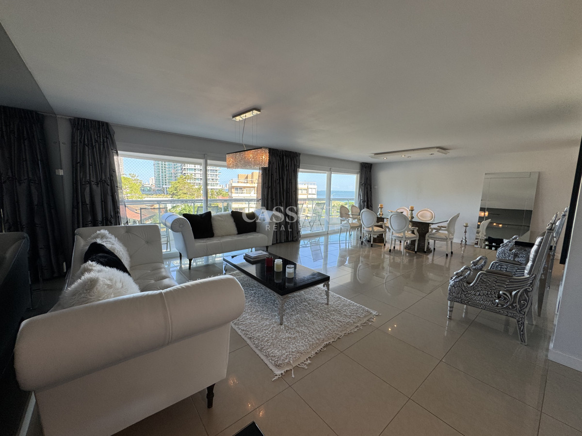 Apartamento ID.3975 - Alquiler Temporada Torre Aquarela 4 Dormitorios en Suite