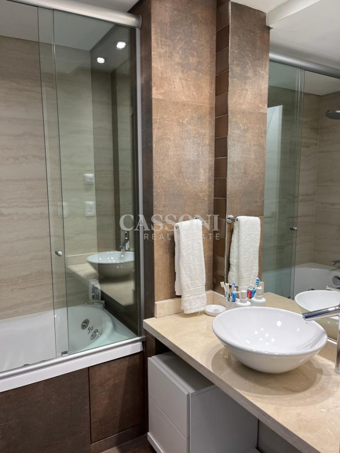Apartamento ID.1593 - Alquiler Miami Boulevard, Apartarmento 2 Dormitorios
