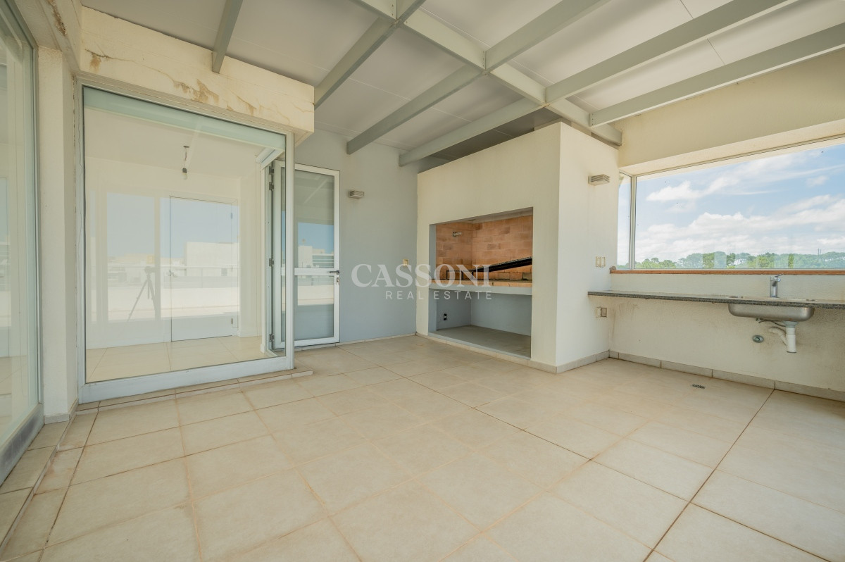 Apartamento ID.1586 - Venta Apartamento Penthouse, Frente al Mar