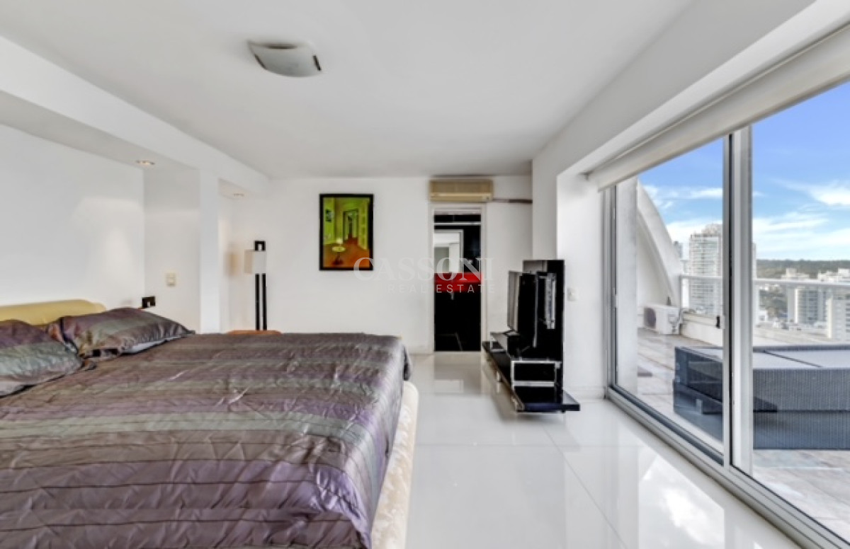 Apartamento ID.1421 - APARTAMENTO EN VENTA PENTHOUSE DUPLEX CON VISTA