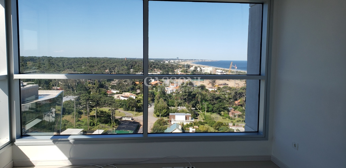 Apartamento ID.25 - Venta, Piso Alto, 3 Dormitorios, Look Brava