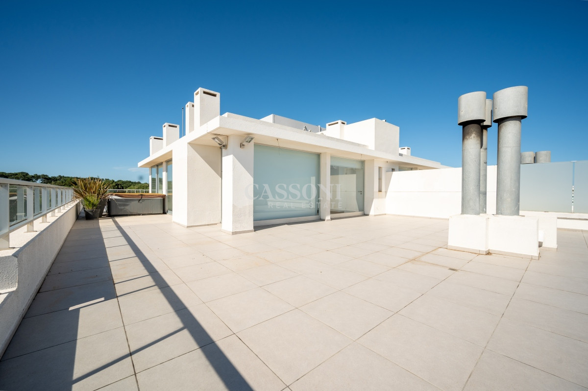 Apartamento ID.1008 - Venta Apartamento Penthouse, Frente al mar 