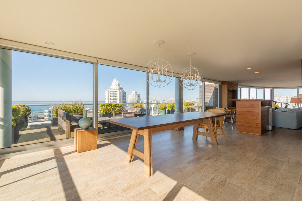 Apartamento ID.733 - Penthouse Dúplex en Brava