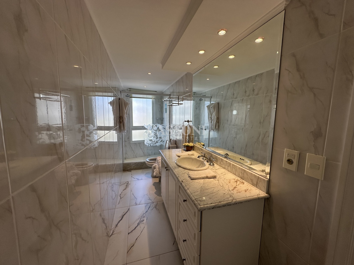 Apartamento ID.173 - Frente al mar, 3 Dormitorios y dependencia, Millenium Tower 