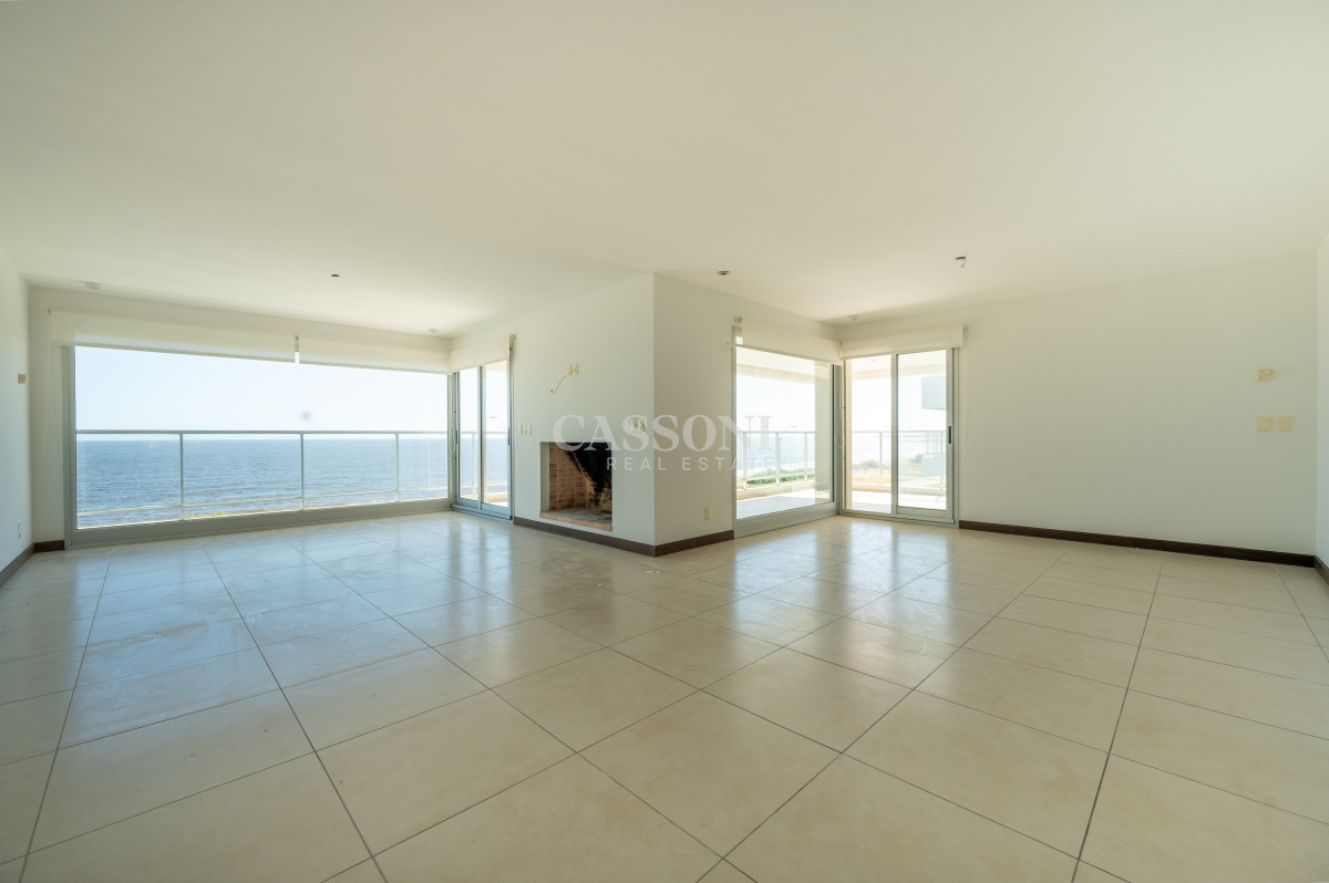 Apartamento ID.1008 - Venta Apartamento Penthouse, Frente al mar 