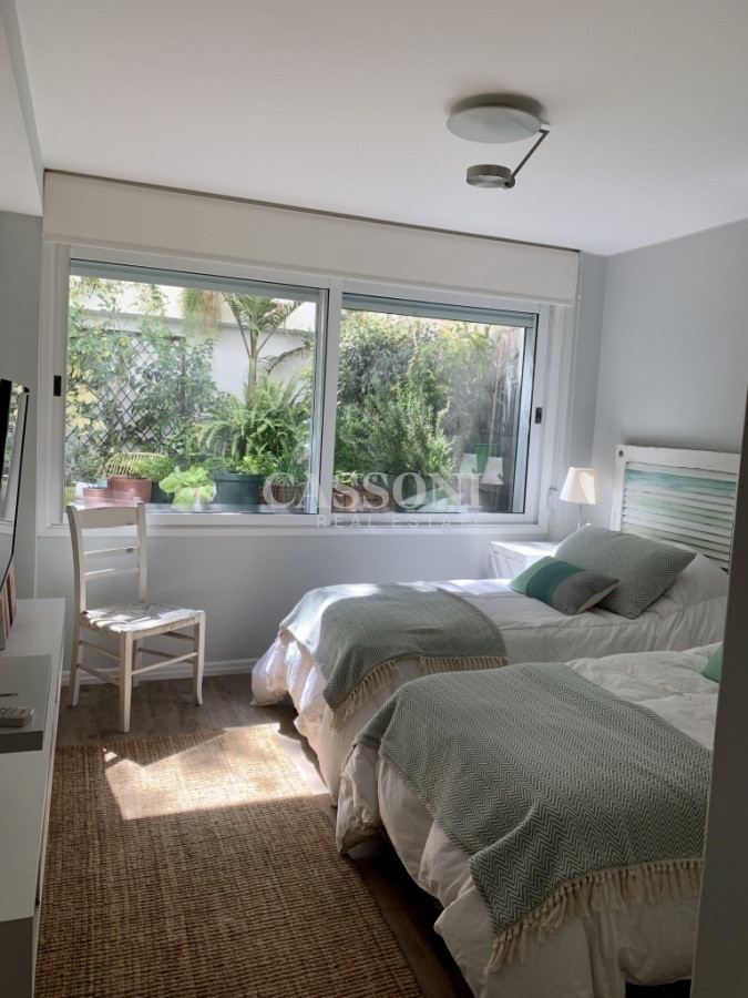 Apartamento ID.14 - Venta 4 Suites, Frente al Puerto con jardin