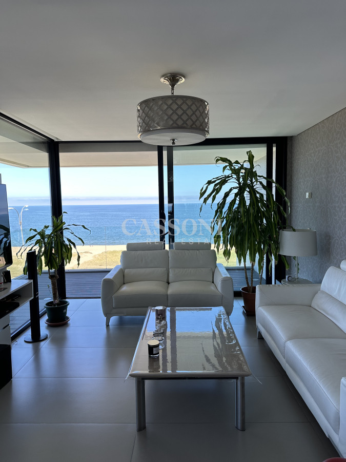 Apartamento ID.1893 - Primera Linea al Mar, 3 Dormitorios, Playa Mansa 