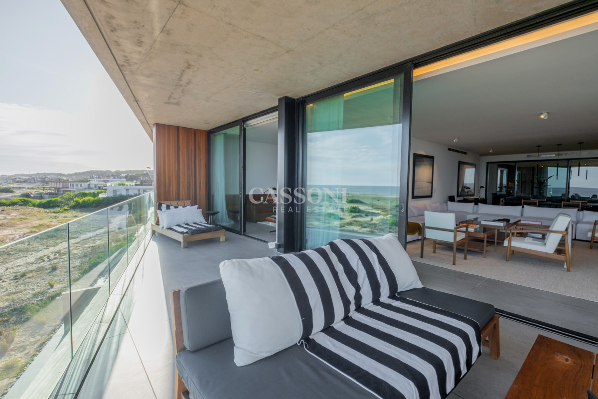 Apartamento ID.4893 - The Colette | Lujo frente al mar en su máxima expresión 