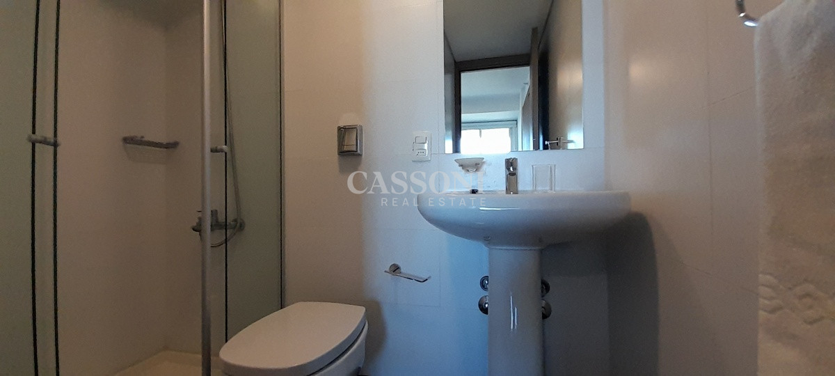 Apartamento ID.254 - Piso alto de 2 dormitorios y dep. 