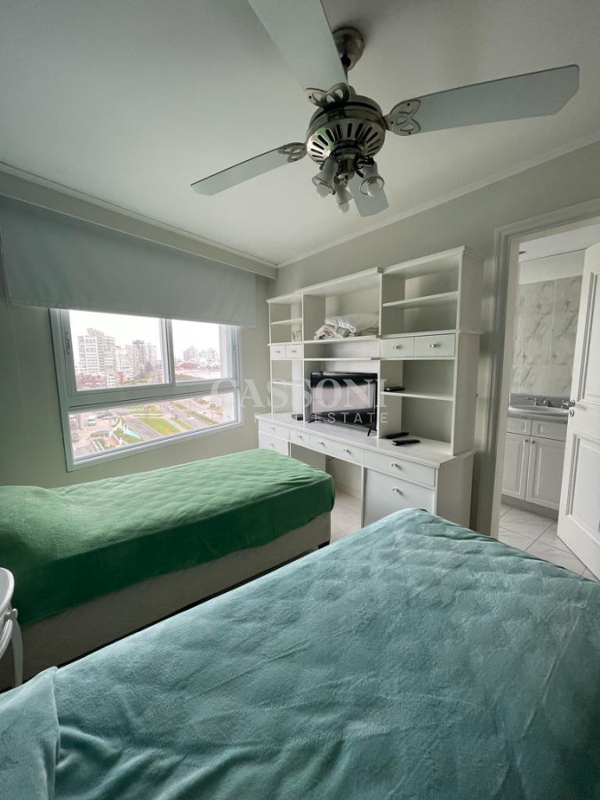 Apartamento ID.731 - Esquinero Superior en 1° fila Mansa
