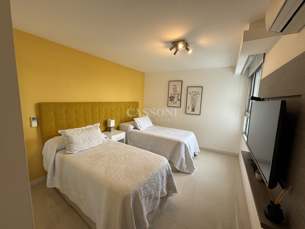 Apartamento ID.4771 - APTO. LOOK BRAVA DE 3 DORMITORIOS MAS DEPENDENCIA