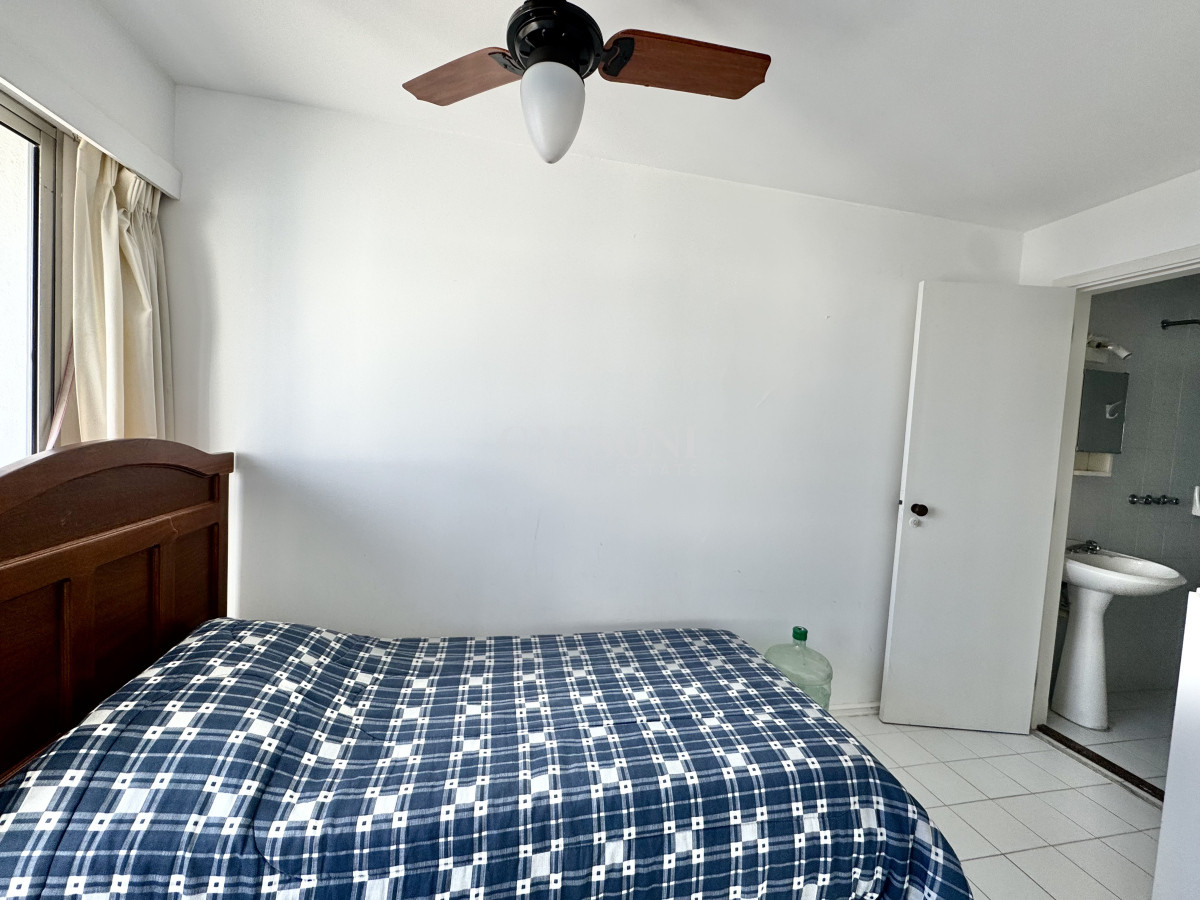 Apartamento ID.1896 - Venta Apartamento Unificado, 2 Dormitorios y medio, Dependecia, Lincoln Center  