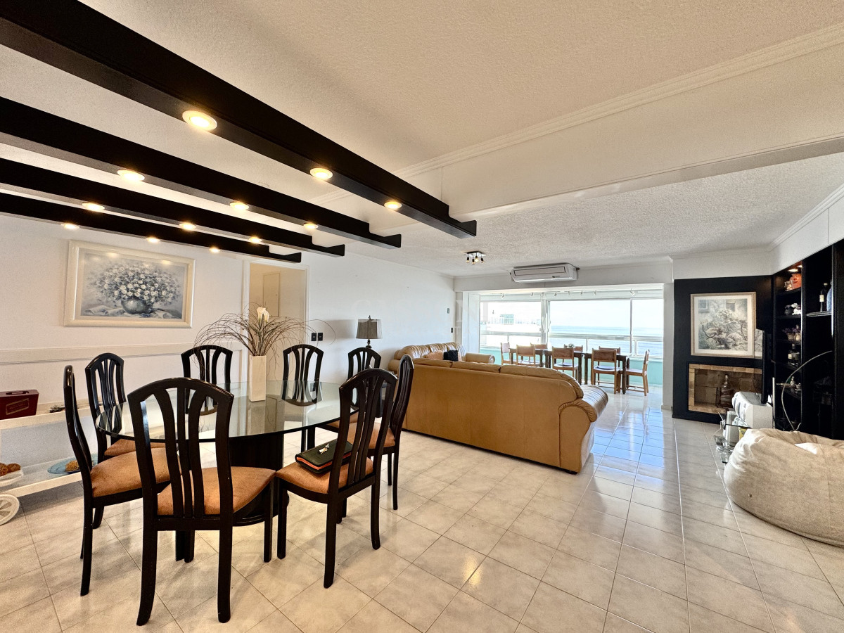 Apartamento ID.1896 - Venta Apartamento Unificado, 2 Dormitorios y medio, Dependecia, Lincoln Center  