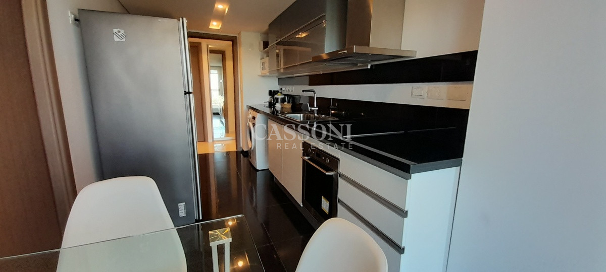 Apartamento ID.254 - Piso alto de 2 dormitorios y dep. 