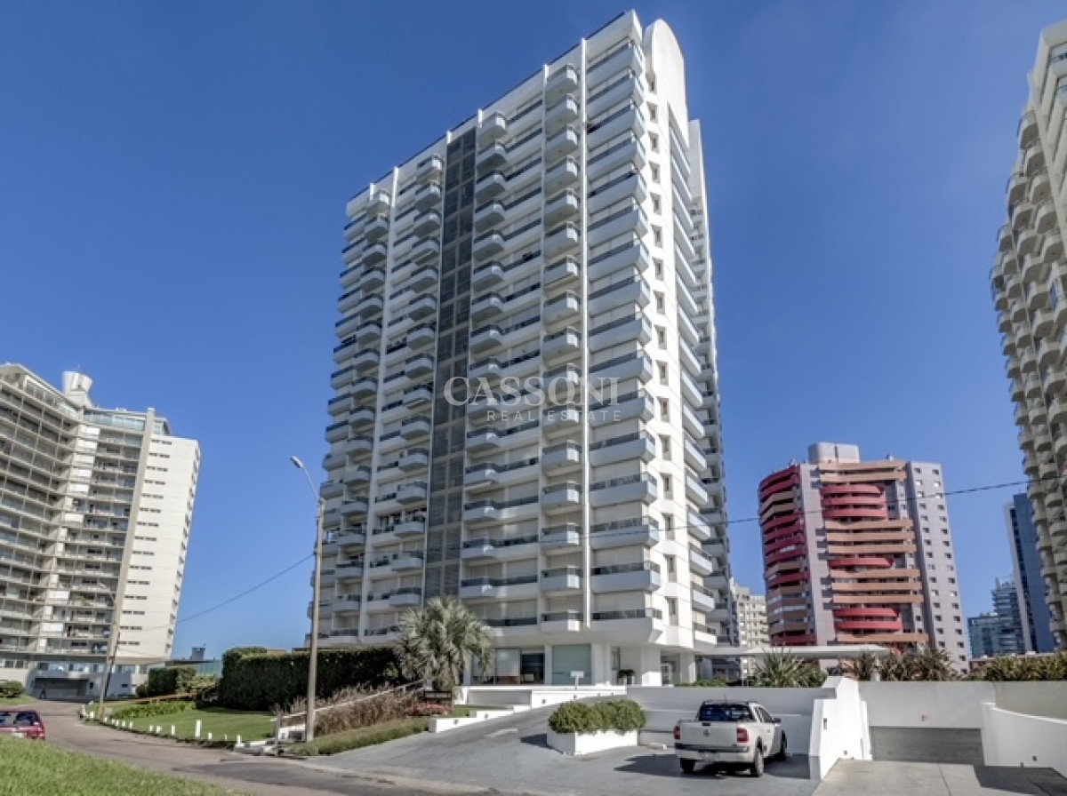 Apartamento ID.1421 - APARTAMENTO EN VENTA PENTHOUSE DUPLEX CON VISTA
