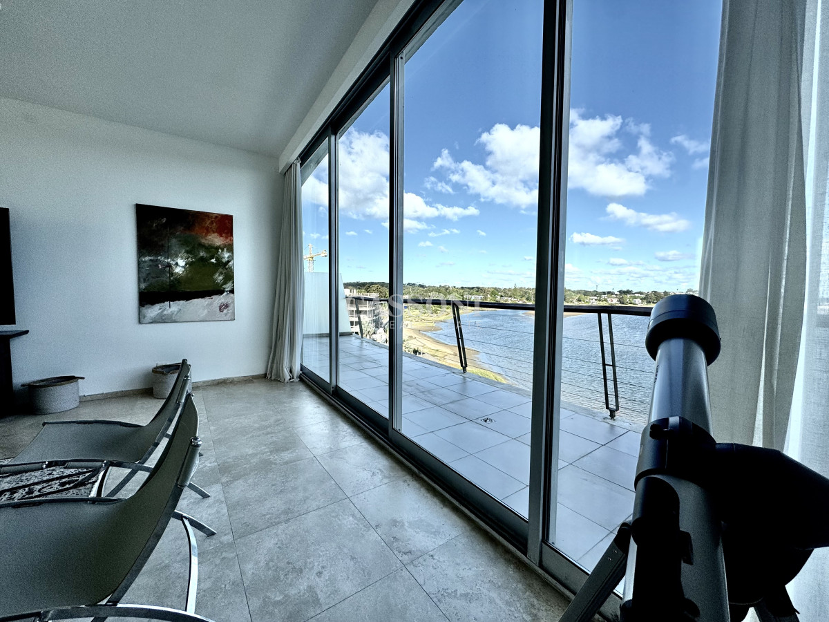 Apartamento ID.5123 - Dúplex de 4 dormitorios + servicio en Delamar, La Barra