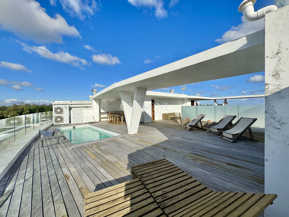 Apartamento ID.5123 - Dúplex de 4 dormitorios + servicio en Delamar, La Barra