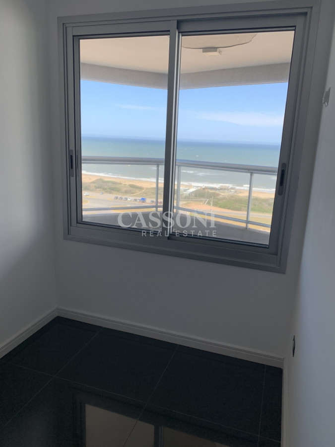 Apartamento ID.26 - Look Brava, 3 Dormitorios y Servicio, Piso alto, Parrillero exclusivo