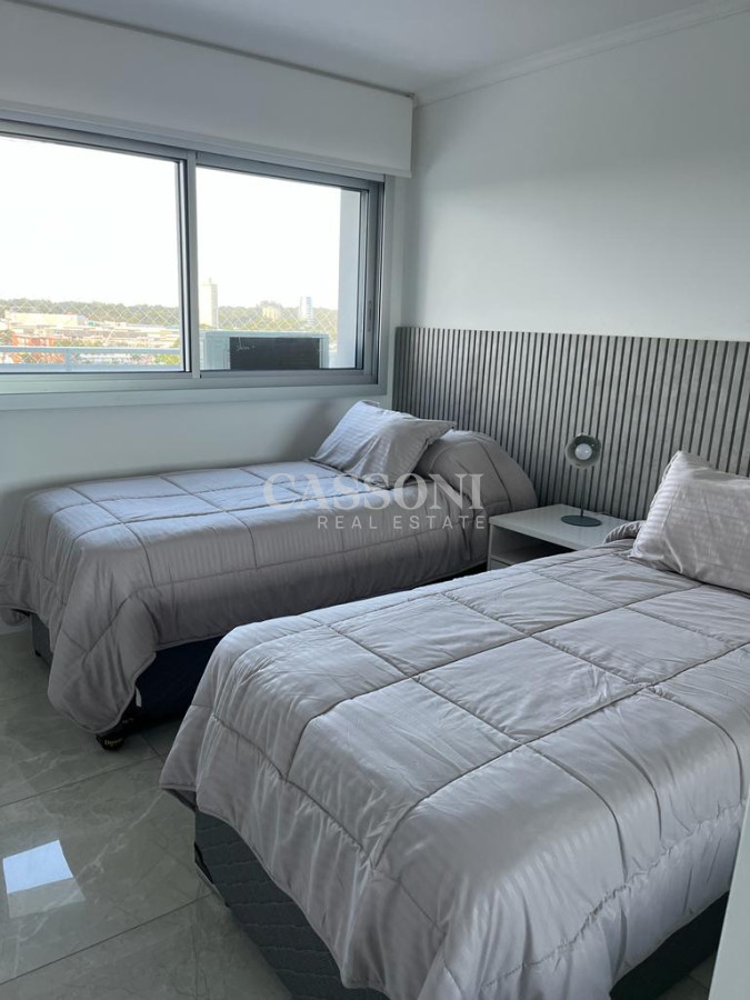 Apartamento ID.1593 - Alquiler Miami Boulevard, Apartarmento 2 Dormitorios